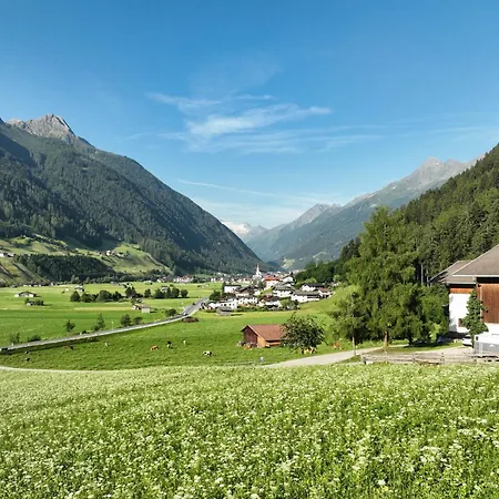 Ladestatthof 3*