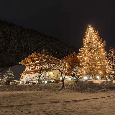 Ladestatthof Нойштифт-им-Штубайталь