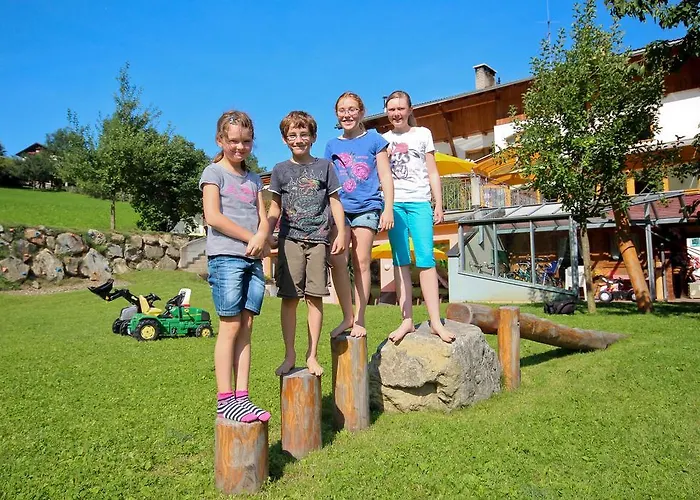 Ladestatthof 3* Нойштифт-им-Штубайталь