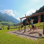 Pensionat Ladestatthof 3*